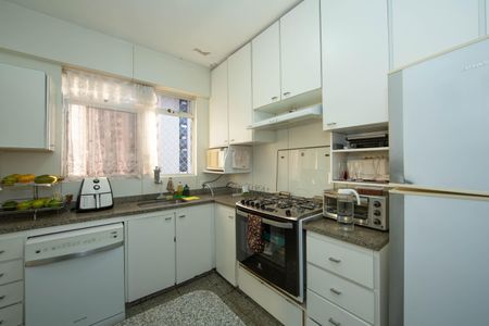 Apartamento à venda com 203m², 3 quartos e 2 vagas Apartamento à venda com 203m², 3 quartos e 2 vagasCOZINHA