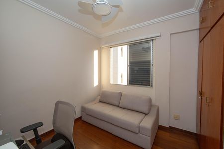 Apartamento à venda com 203m², 3 quartos e 2 vagas Apartamento à venda com 203m², 3 quartos e 2 vagasQUARTO1