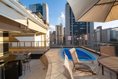 Apartamento à venda com 203m², 3 quartos e 2 vagas Apartamento à venda com 203m², 3 quartos e 2 vagasCOBERTURA