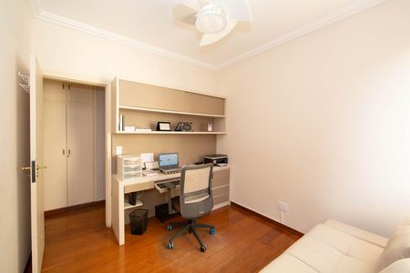 Apartamento à venda com 203m², 3 quartos e 2 vagas Apartamento à venda com 203m², 3 quartos e 2 vagasQUARTO1