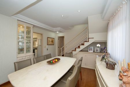 Apartamento à venda com 203m², 3 quartos e 2 vagas Apartamento à venda com 203m², 3 quartos e 2 vagasSALA