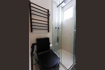 Apartamento para alugar com 70m², 2 quartos e 1 vaga Apartamento para alugar com 70m², 2 quartos e 1 vagaBanheiro da Suíte