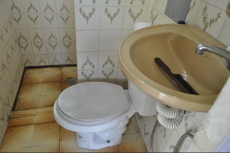 Casa à venda com 112m², 2 quartos e 1 vagaBanheiro de Serviço 