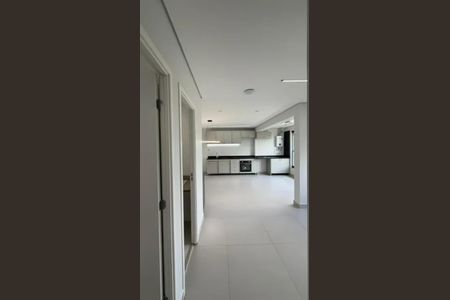 Sala de apartamento para alugar com 2 quartos, 70m² em Alphaville, Barueri
