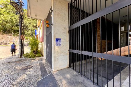 Apartamento para alugar com 107m², 2 quartos e sem vaga