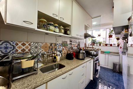 Apartamento para alugar com 107m², 2 quartos e sem vaga