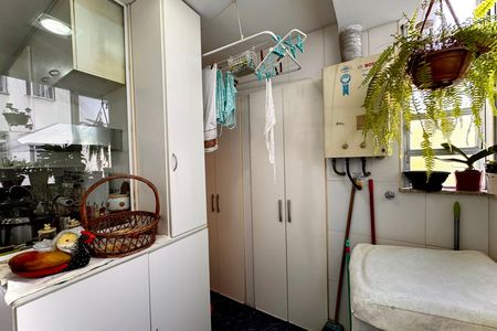 Apartamento para alugar com 107m², 2 quartos e sem vaga