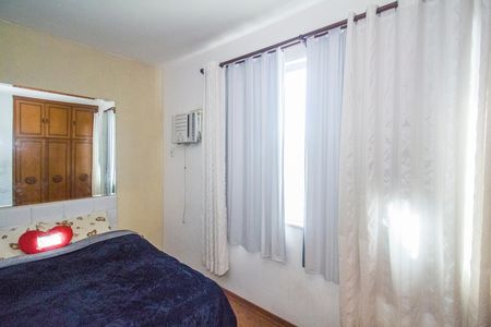 Casa à venda com 150m², 4 quartos e 2 vagasSuíte