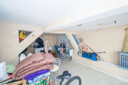 Casa à venda com 150m², 4 quartos e 2 vagasÁrea externa