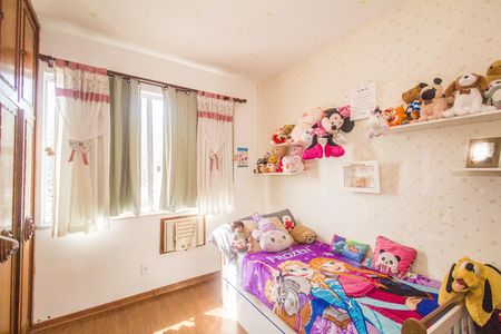 Casa à venda com 150m², 4 quartos e 2 vagasQuarto 2