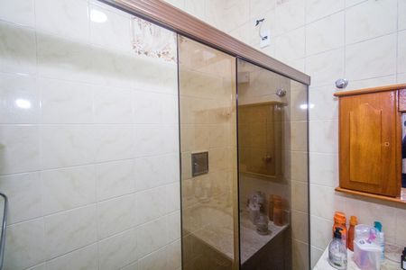 Casa à venda com 150m², 4 quartos e 2 vagasBanheiro da Suíte