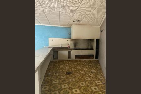 Casa à venda com 704m², 5 quartos e 7 vagas Casa à venda com 704m², 5 quartos e 7 vagasFoto 16
