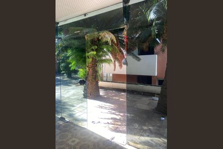 Casa à venda com 704m², 5 quartos e 7 vagas Casa à venda com 704m², 5 quartos e 7 vagasFoto 15