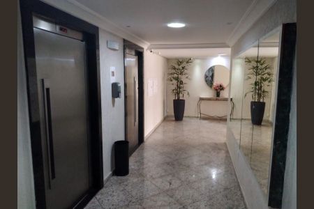 Apartamento para alugar com 74m², 2 quartos e 1 vagaÁrea externa
