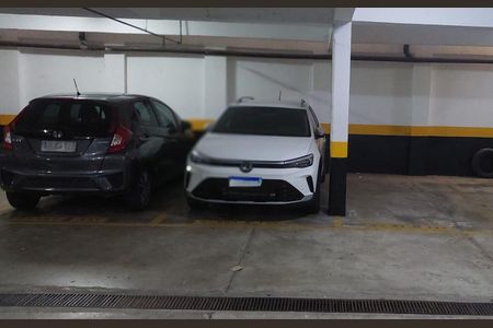Apartamento para alugar com 74m², 2 quartos e 1 vagaGaragem