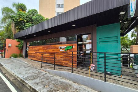 Apartamento à venda com 57m², 2 quartos e 1 vaga