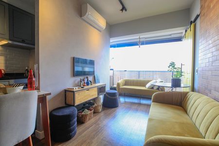 Apartamento à venda com 45m², 1 quarto e 1 vaga Apartamento à venda com 45m², 1 quarto e 1 vagaSala