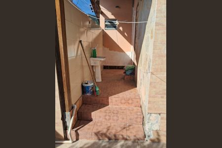 Casa para alugar com 80m², 2 quartos e 1 vagaÁrea de Serviço