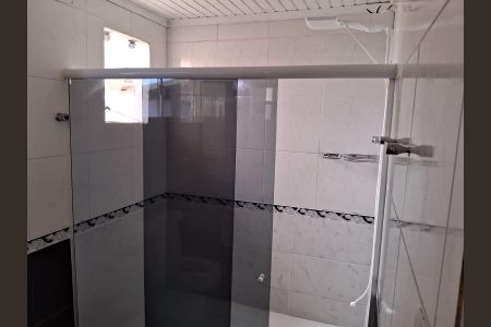 Banheiro de casa para alugar com 2 quartos, 80m² em Monte Verde, Florianópolis