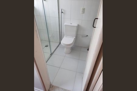 Apartamento à venda com 75m², 2 quartos e 1 vaga Apartamento à venda com 75m², 2 quartos e 1 vagaBanheiro