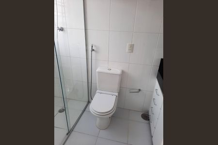 Apartamento à venda com 75m², 2 quartos e 1 vaga Apartamento à venda com 75m², 2 quartos e 1 vagaBanheiro