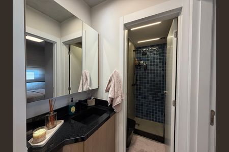 Banheiro de apartamento à venda com 1 quarto, 34m² em Jacarepaguá, Rio de Janeiro