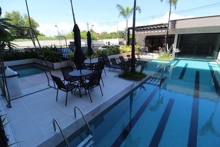 Apartamento à venda com 34m², 1 quarto e 1 vagaÁrea comum - Piscina