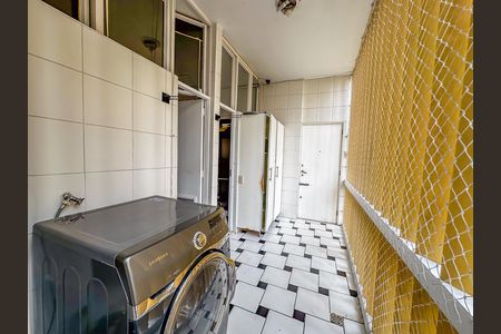 Apartamento para alugar com 348m², 5 quartos e 1 vaga