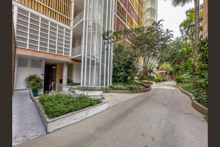 Apartamento para alugar com 348m², 5 quartos e 1 vaga