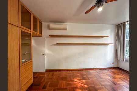 Apartamento para alugar com 348m², 5 quartos e 1 vaga