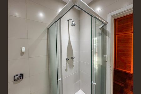 Apartamento para alugar com 348m², 5 quartos e 1 vaga