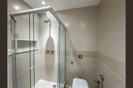 Apartamento para alugar com 348m², 5 quartos e 1 vaga