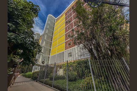 Apartamento para alugar com 348m², 5 quartos e 1 vaga