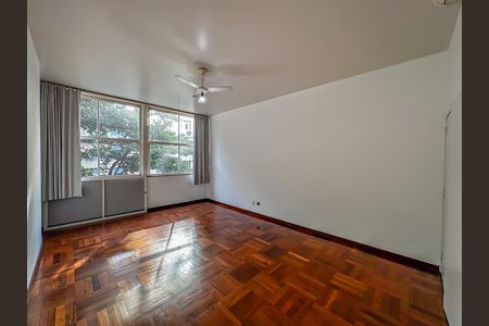 Apartamento para alugar com 348m², 5 quartos e 1 vaga