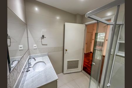Apartamento para alugar com 348m², 5 quartos e 1 vaga