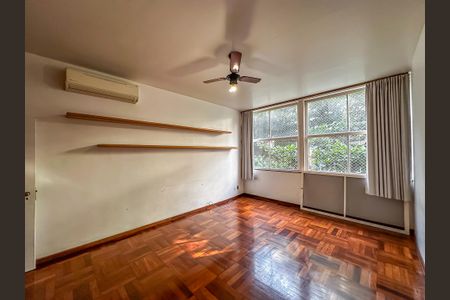 Apartamento para alugar com 348m², 5 quartos e 1 vaga