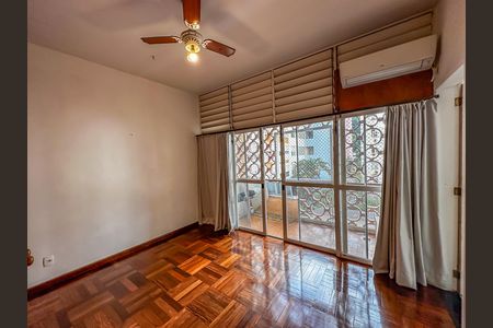 Apartamento para alugar com 348m², 5 quartos e 1 vaga