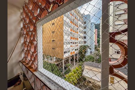 Apartamento para alugar com 348m², 5 quartos e 1 vaga