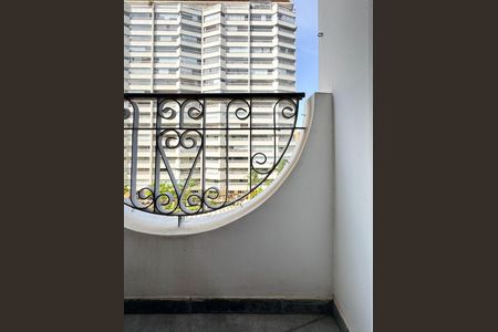 Apartamento à venda com 230m², 3 quartos e 3 vagas Apartamento à venda com 230m², 3 quartos e 3 vagasSacada - Quarto
