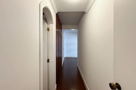Apartamento à venda com 230m², 3 quartos e 3 vagas Apartamento à venda com 230m², 3 quartos e 3 vagasHall