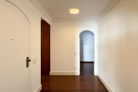 Apartamento à venda com 230m², 3 quartos e 3 vagas Apartamento à venda com 230m², 3 quartos e 3 vagasHall