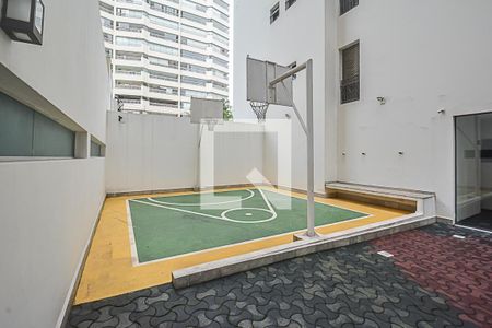 Apartamento à venda com 230m², 3 quartos e 3 vagas Apartamento à venda com 230m², 3 quartos e 3 vagasÁrea comum - Quadra