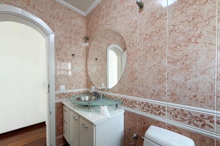 Apartamento à venda com 230m², 3 quartos e 3 vagas Apartamento à venda com 230m², 3 quartos e 3 vagasBanheiro - Suíte 2