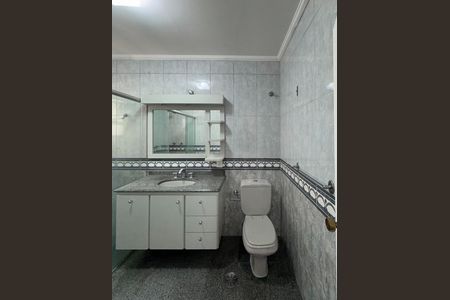 Apartamento à venda com 230m², 3 quartos e 3 vagas Apartamento à venda com 230m², 3 quartos e 3 vagasBanheiro - Suíte 1