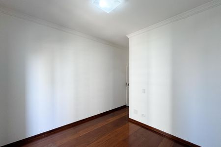 Apartamento à venda com 230m², 3 quartos e 3 vagas Apartamento à venda com 230m², 3 quartos e 3 vagasSuíte 2