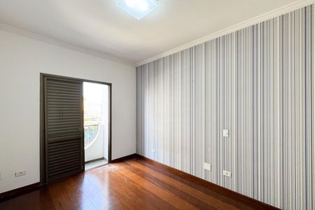 Apartamento à venda com 230m², 3 quartos e 3 vagas Apartamento à venda com 230m², 3 quartos e 3 vagasQuarto