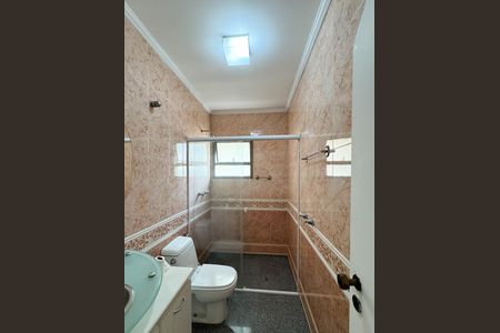 Apartamento à venda com 230m², 3 quartos e 3 vagas Apartamento à venda com 230m², 3 quartos e 3 vagasBanheiro - Suíte 2