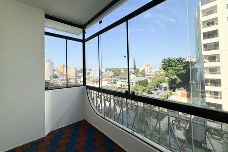Apartamento à venda com 230m², 3 quartos e 3 vagas Apartamento à venda com 230m², 3 quartos e 3 vagasSacada