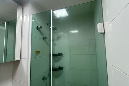Apartamento para alugar com 48m², 2 quartos e 1 vaga Apartamento para alugar com 48m², 2 quartos e 1 vagaBanheiro