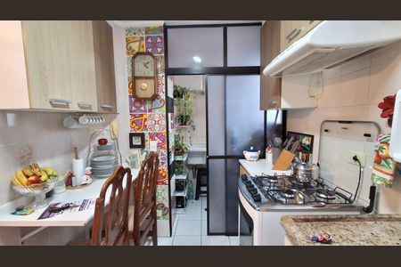 Apartamento à venda com 60m², 2 quartos e 1 vaga Apartamento à venda com 60m², 2 quartos e 1 vagaCozinha